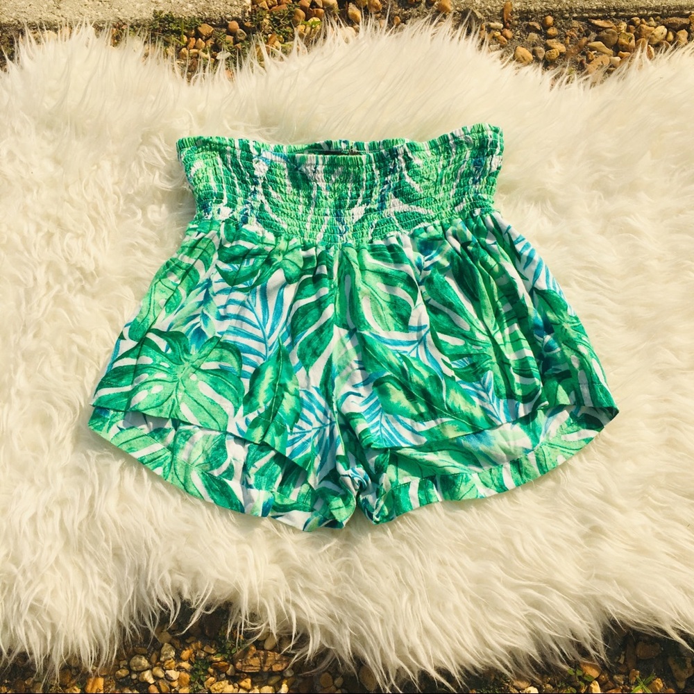 DEREK HEART stretch waist leaf print shorts S